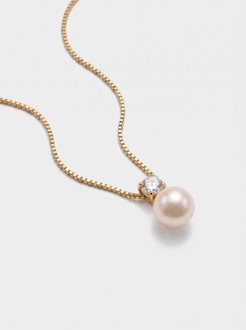 DAINTY PEARL NECKLACE