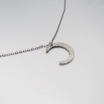 MOON NECKLACE