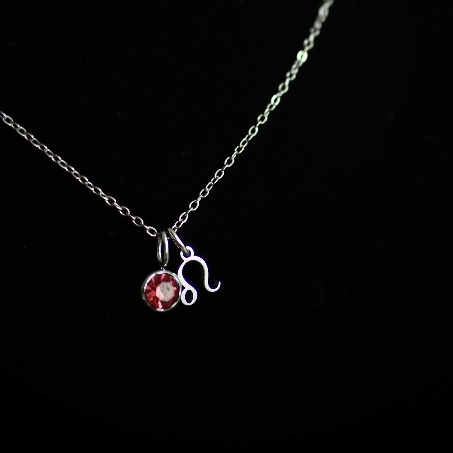 Initiale & Geburtsstein Kette Damen – personalisiert