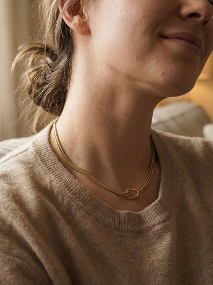 INFINITY NECKLACE