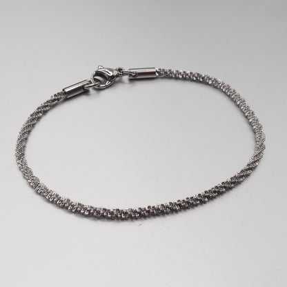 TWIST BRACELET