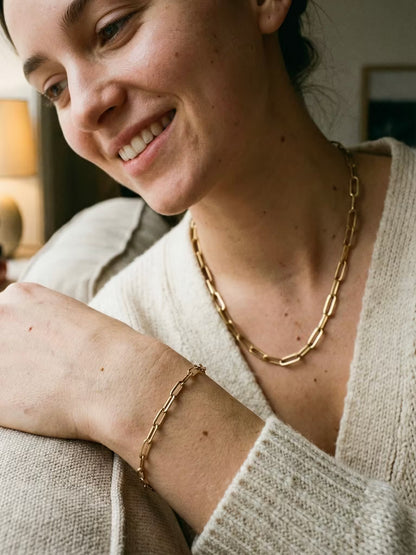 BRACKET NECKLACE