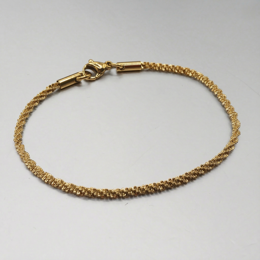 TWIST BRACELET