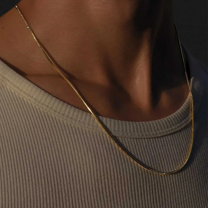 SNAKE NECKLACE