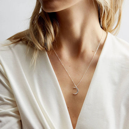MOON NECKLACE