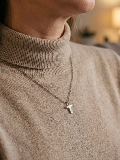 LAPARELLA LETTER NECKLACE