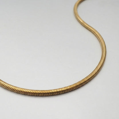 SNAKE NECKLACE