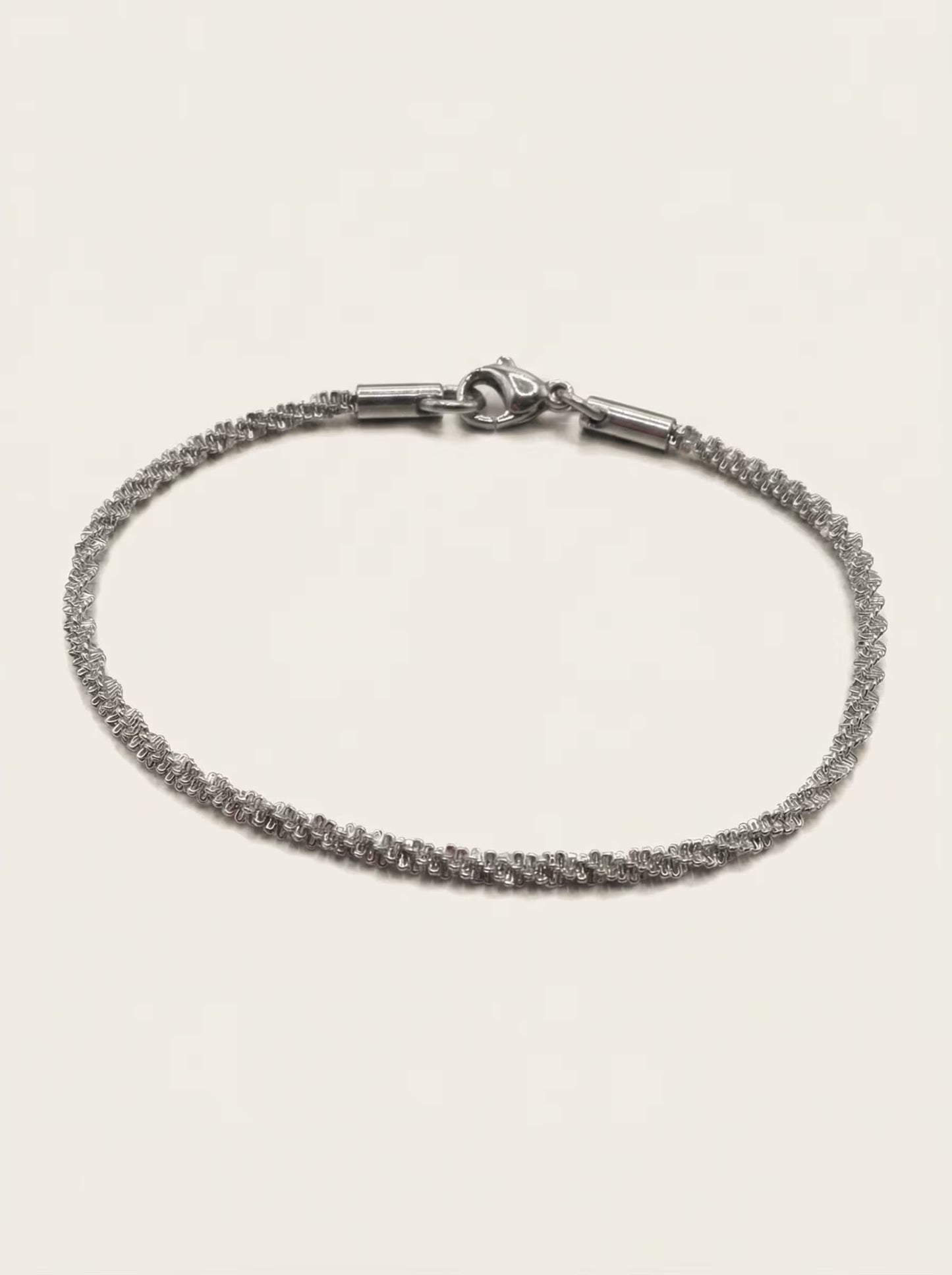 TWIST BRACELET