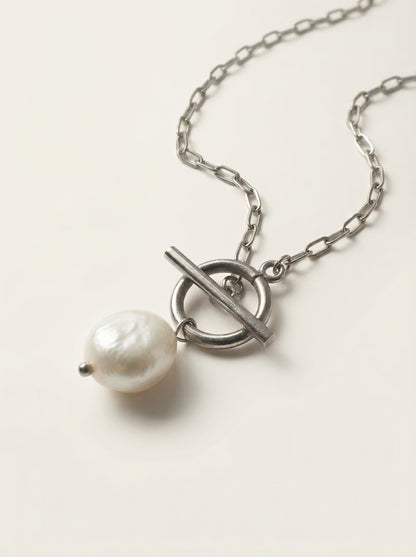 BAROQUE PEARL NECKLACE