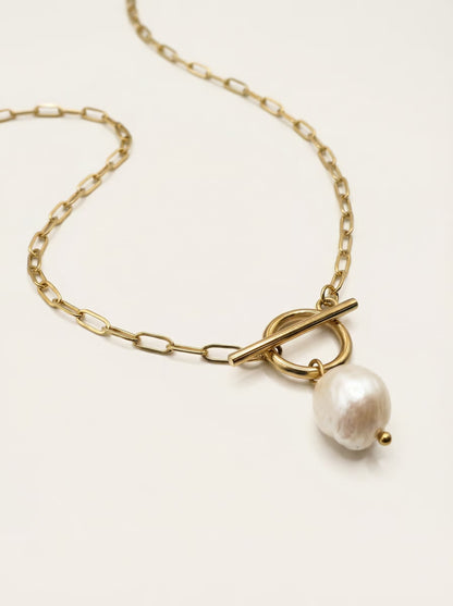 BAROQUE PEARL NECKLACE