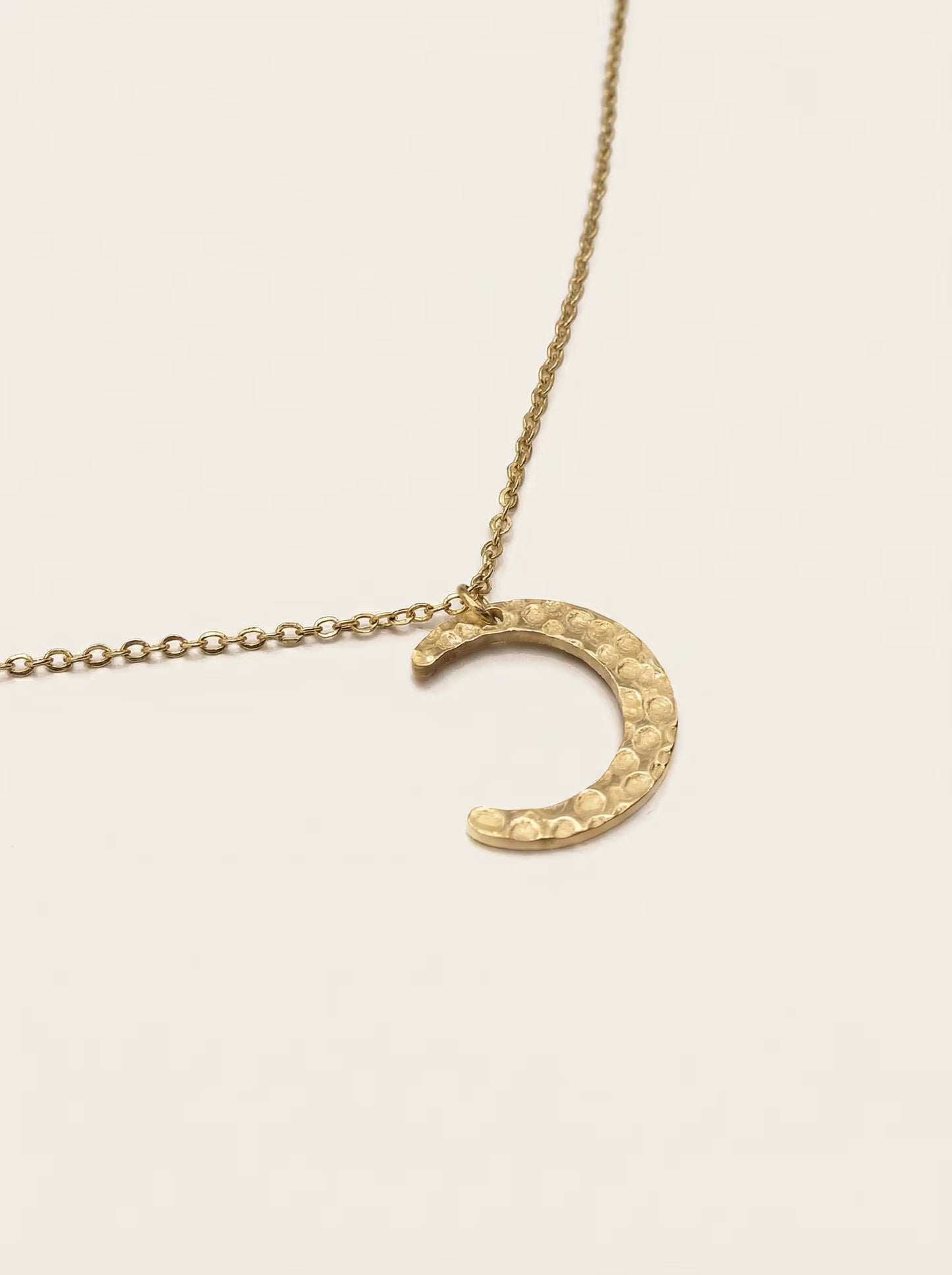MOON NECKLACE
