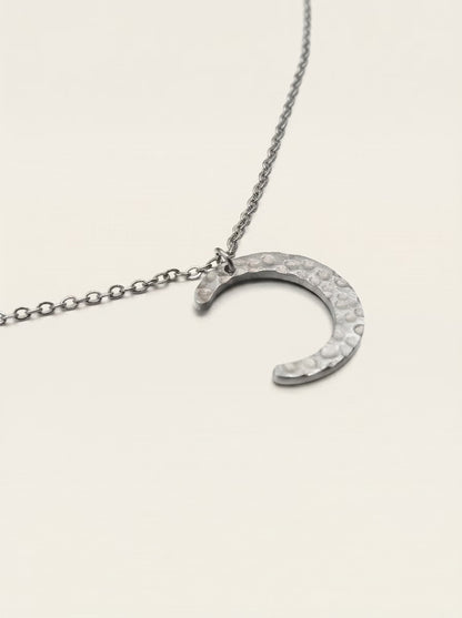 MOON NECKLACE