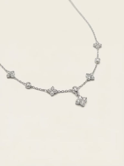 CRYSTAL FLOWER NECKLACE