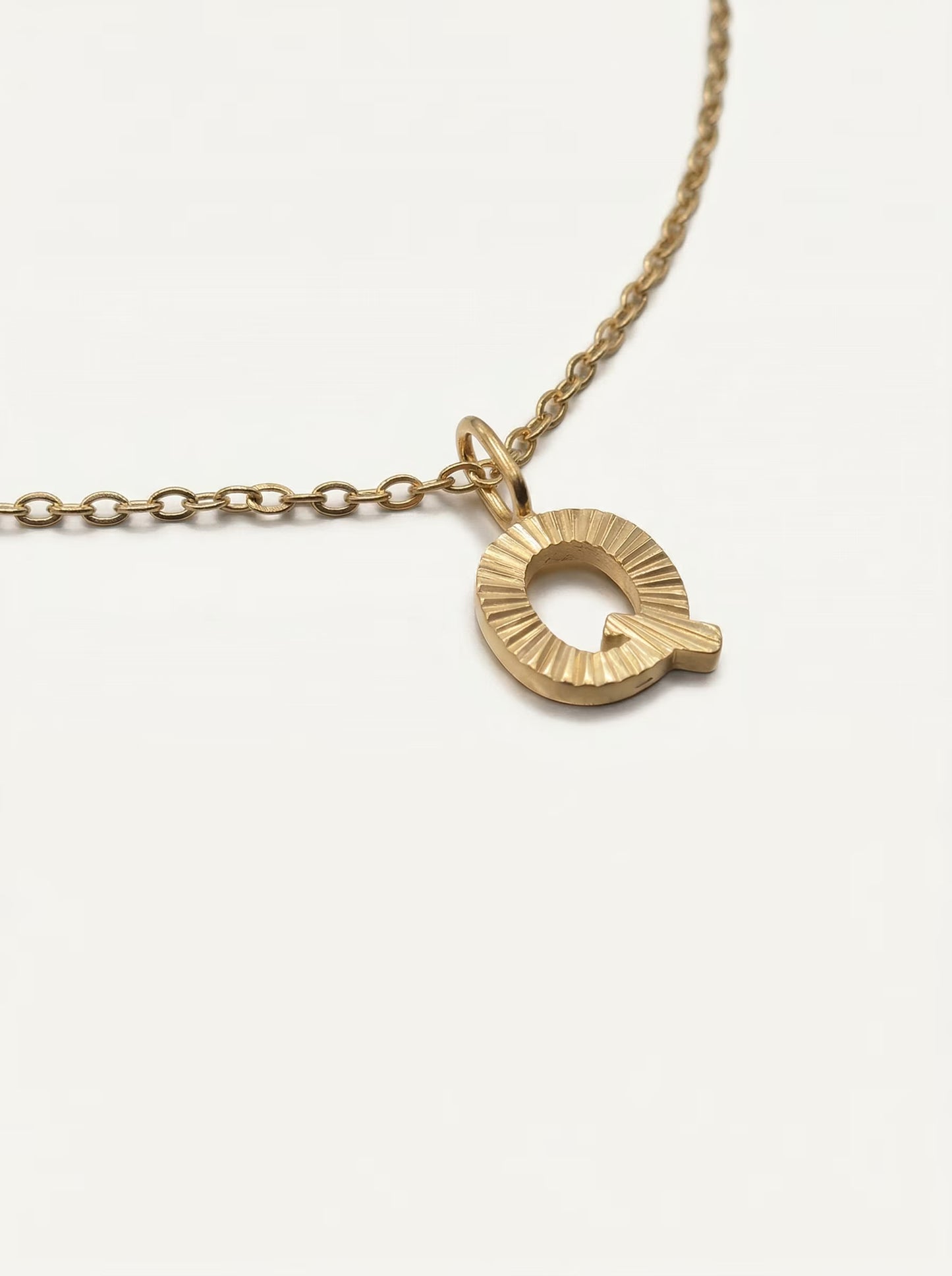 LAPARELLA LETTER NECKLACE