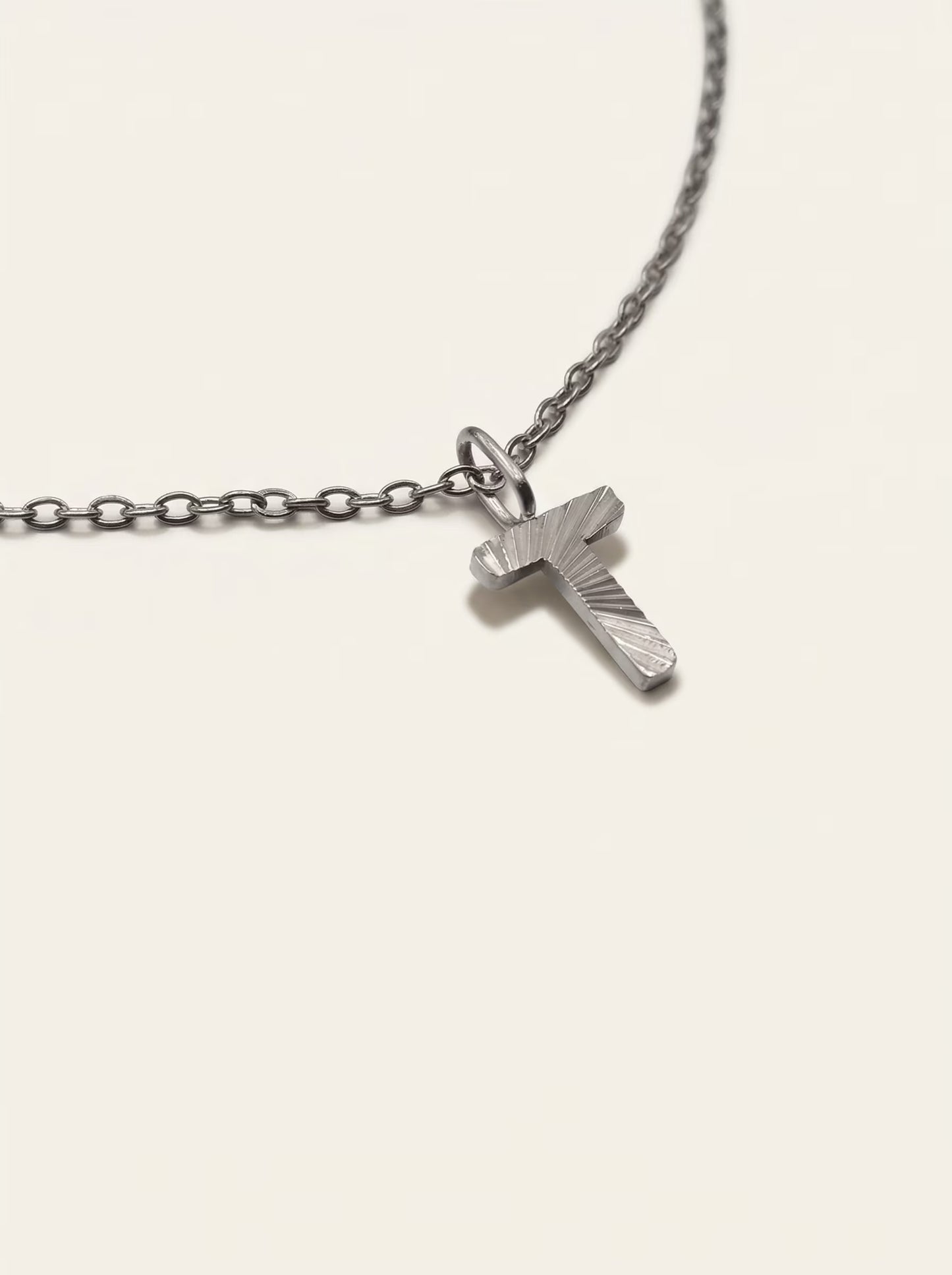 LAPARELLA LETTER NECKLACE