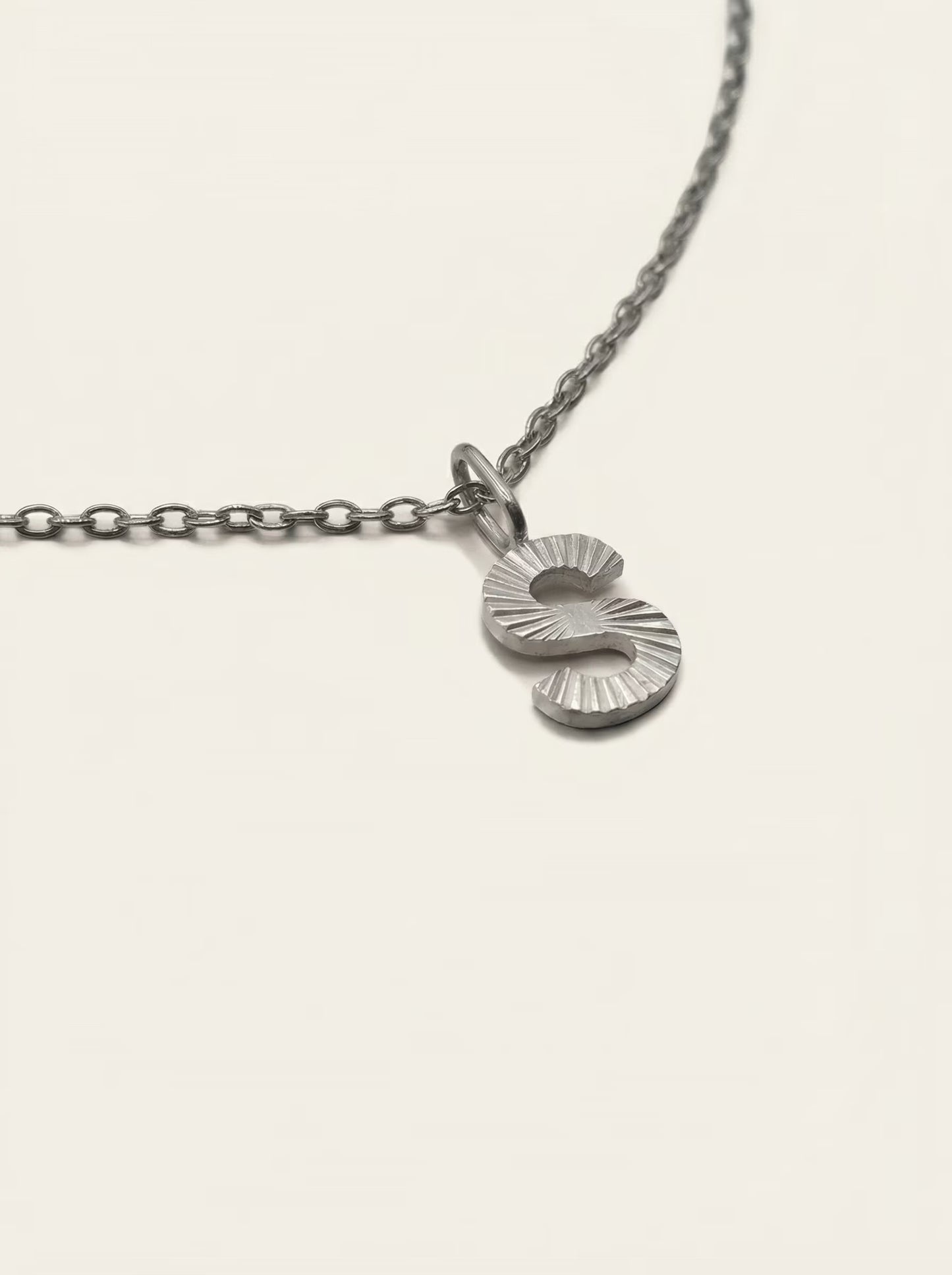 LAPARELLA LETTER NECKLACE