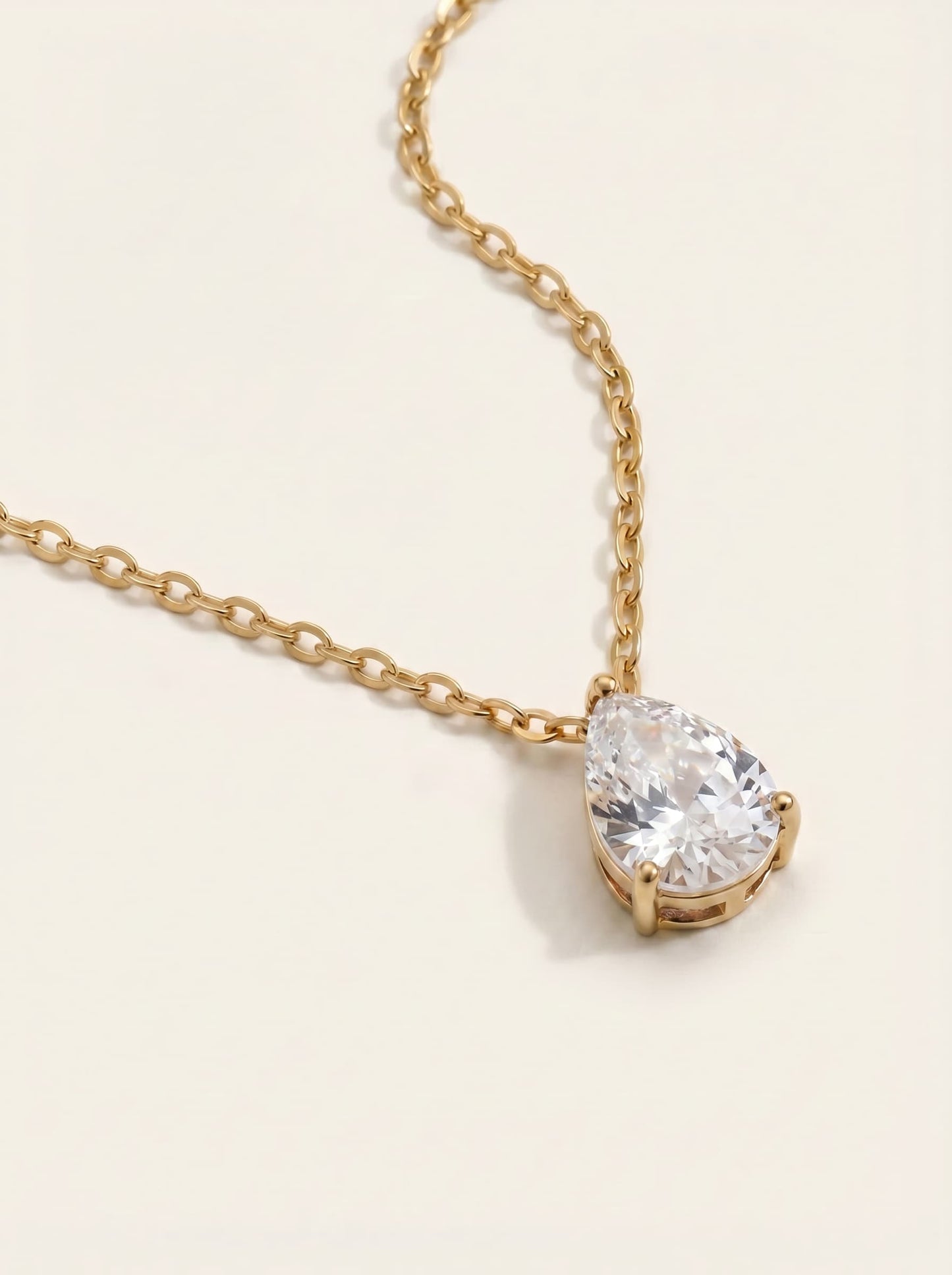 CRYSTAL DROP NECKLACE