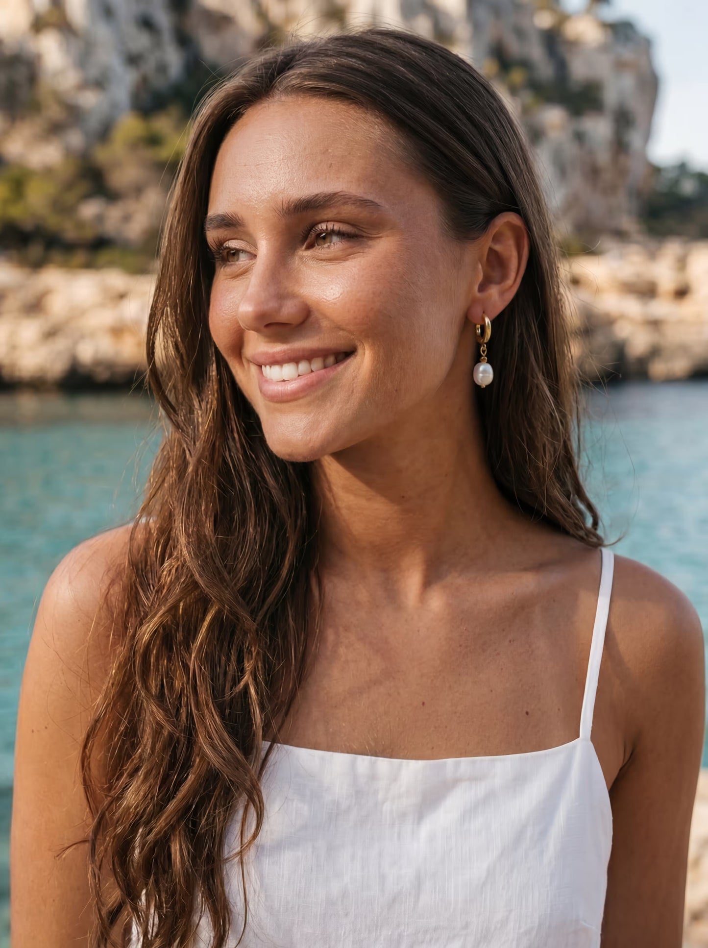 PEARL DROP EARRING