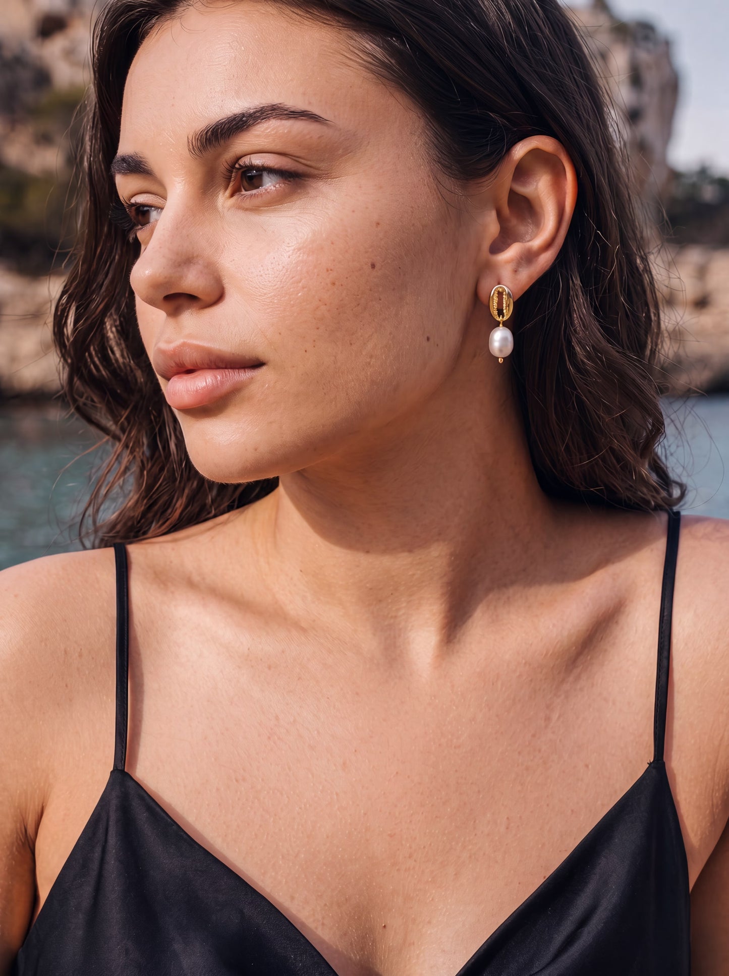 CORAL EARRING