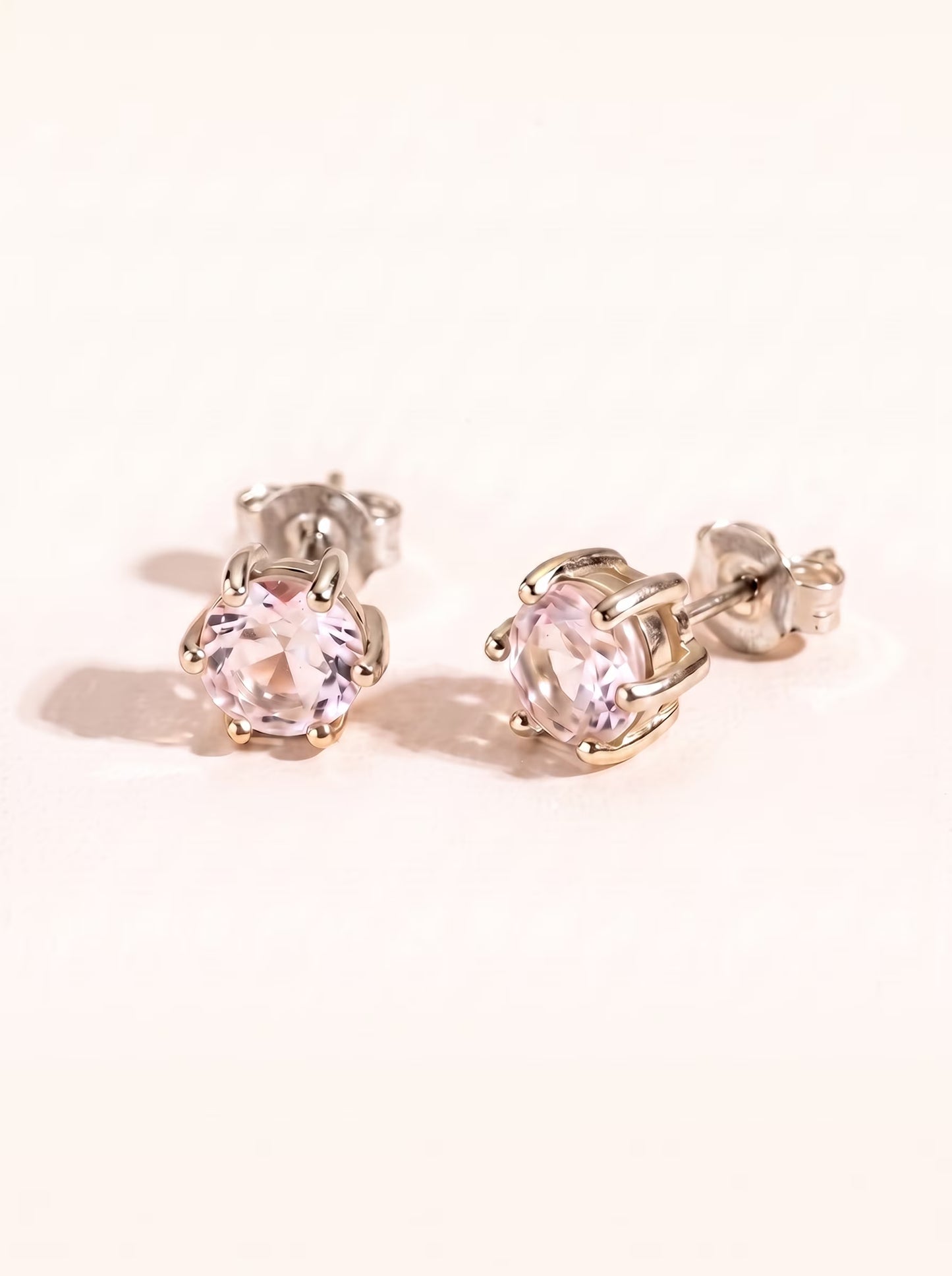 CRYSTAL STUD EARRING
