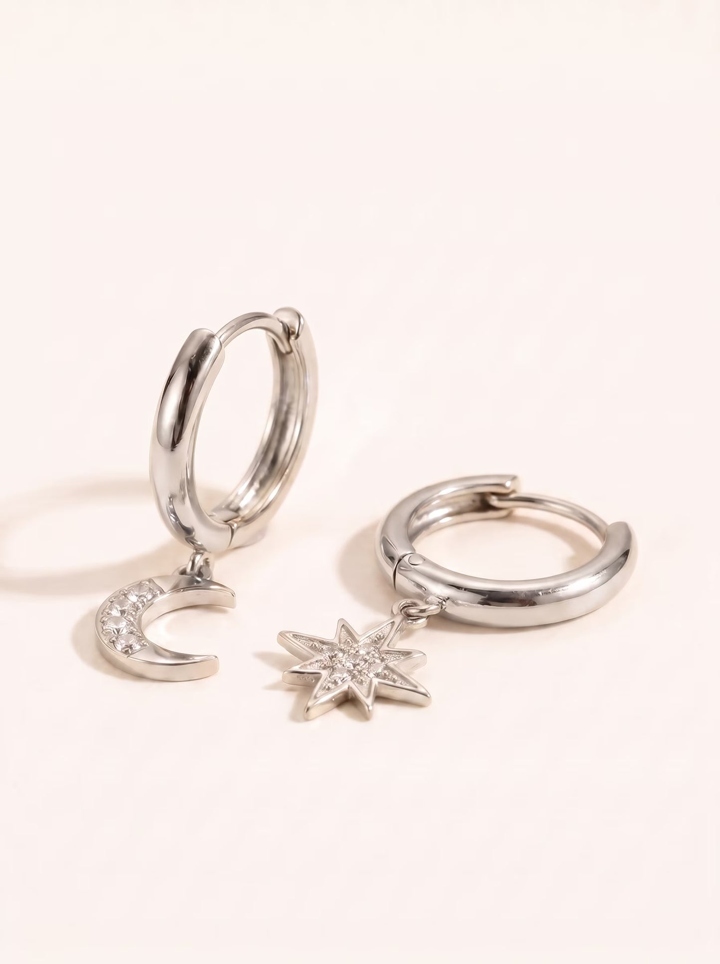 LUNA & NOVA EARRING