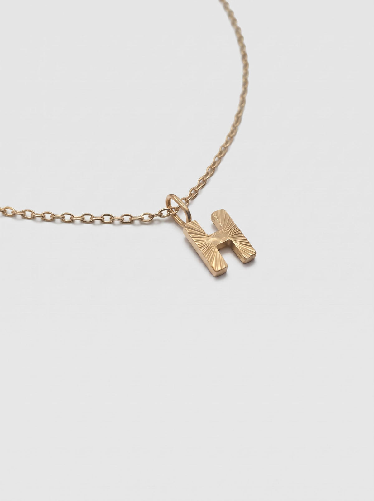 LAPARELLA LETTER NECKLACE