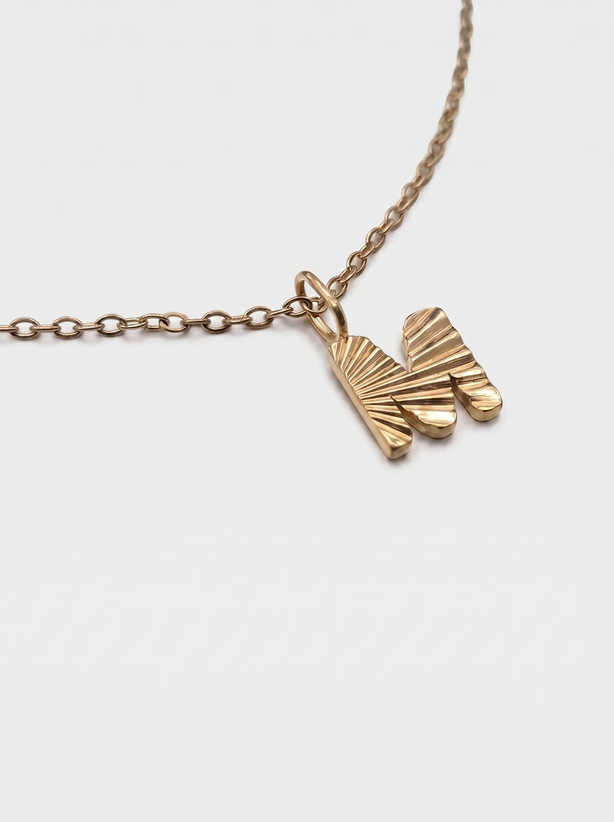 LAPARELLA LETTER NECKLACE