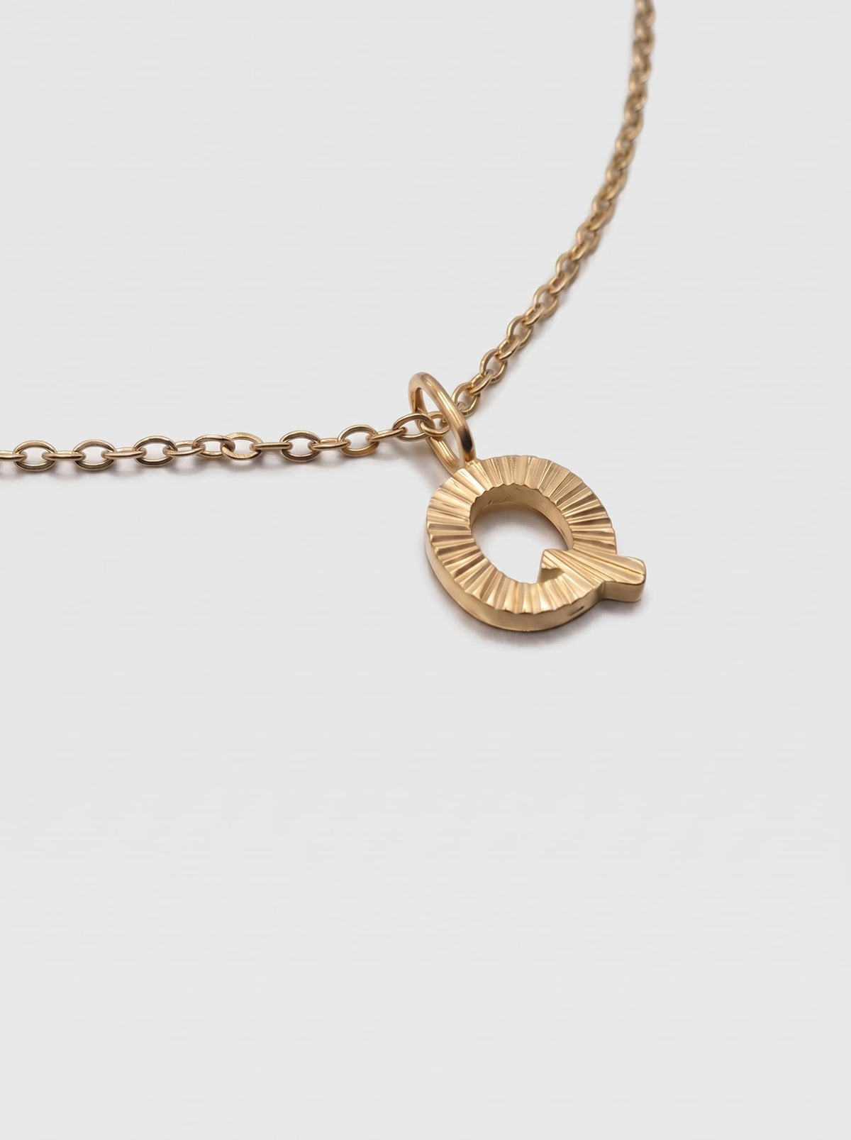 LAPARELLA LETTER NECKLACE