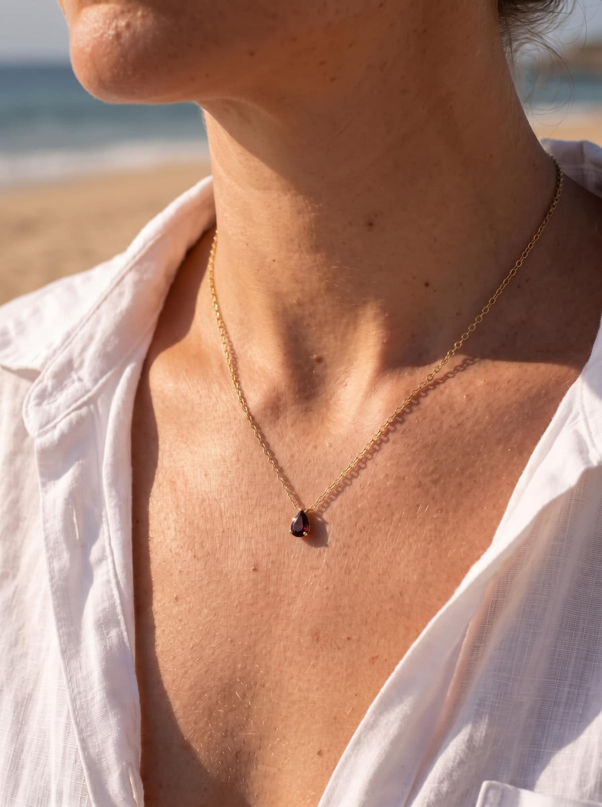 CRYSTAL DROP NECKLACE